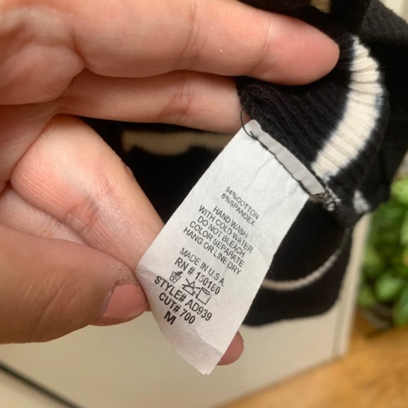 Fashion Nova Ribbed Fitted Dress - Picture 3 of 3